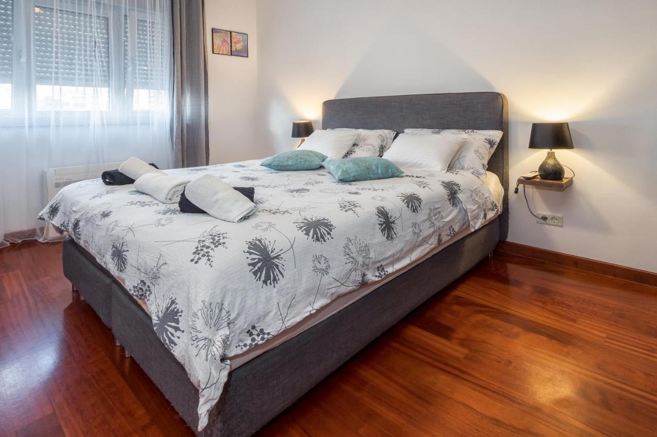 스플리트 Airy 2-Br Apt W/ Open Layout & Modern Design 아파트 외부 사진