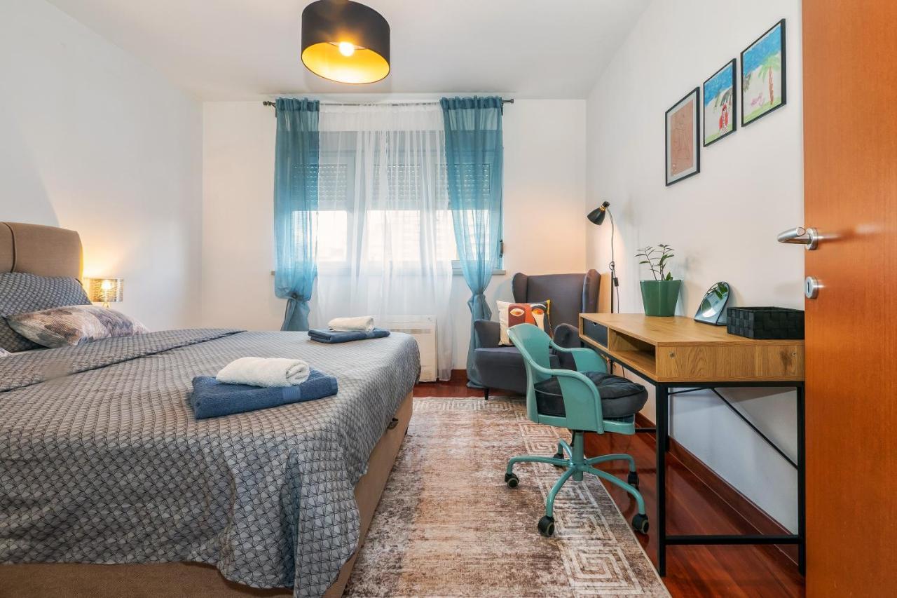 스플리트 Airy 2-Br Apt W/ Open Layout & Modern Design 아파트 외부 사진