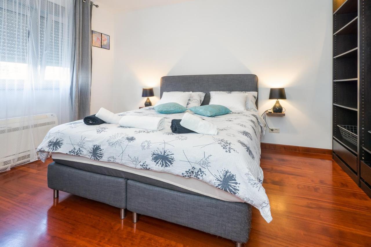스플리트 Airy 2-Br Apt W/ Open Layout & Modern Design 아파트 외부 사진