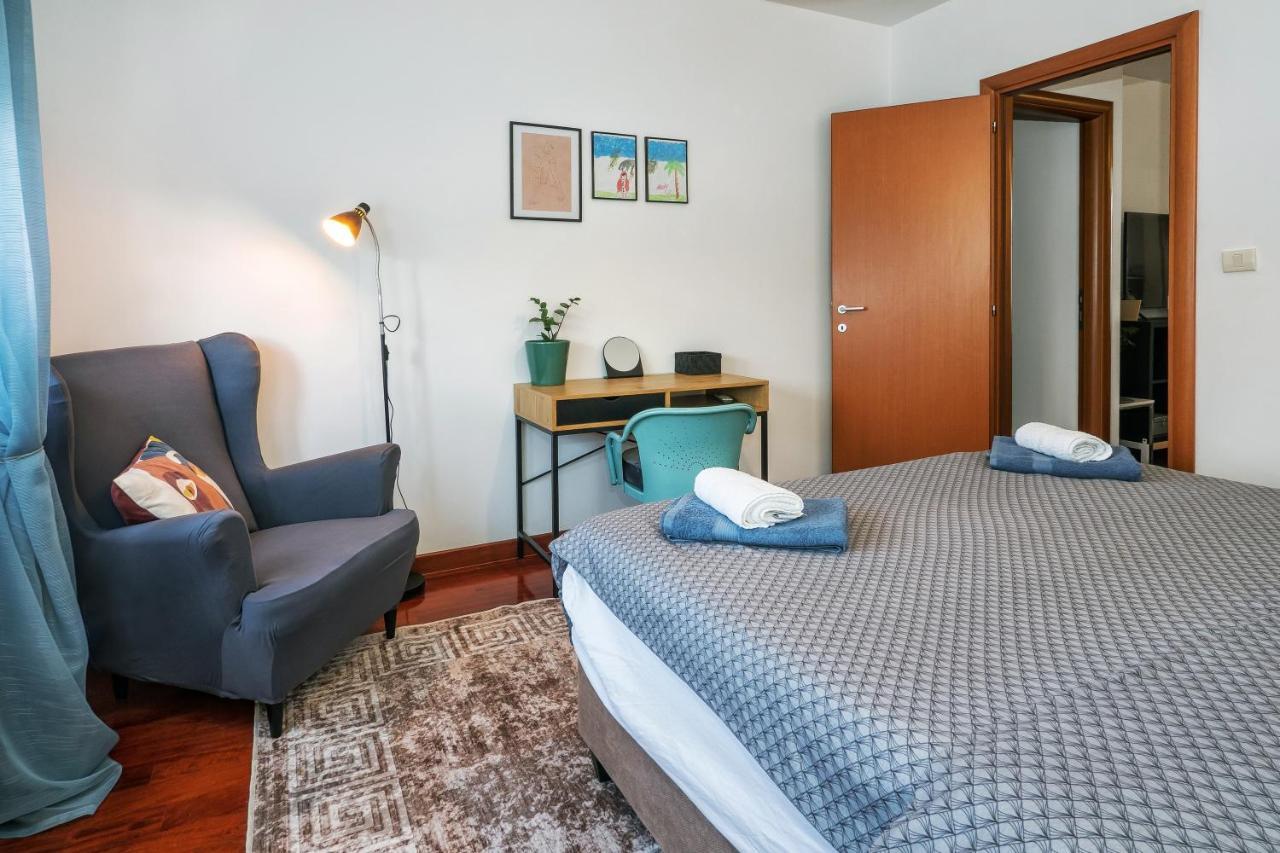 스플리트 Airy 2-Br Apt W/ Open Layout & Modern Design 아파트 외부 사진